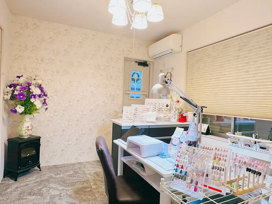 Reona nailの内観・外観1