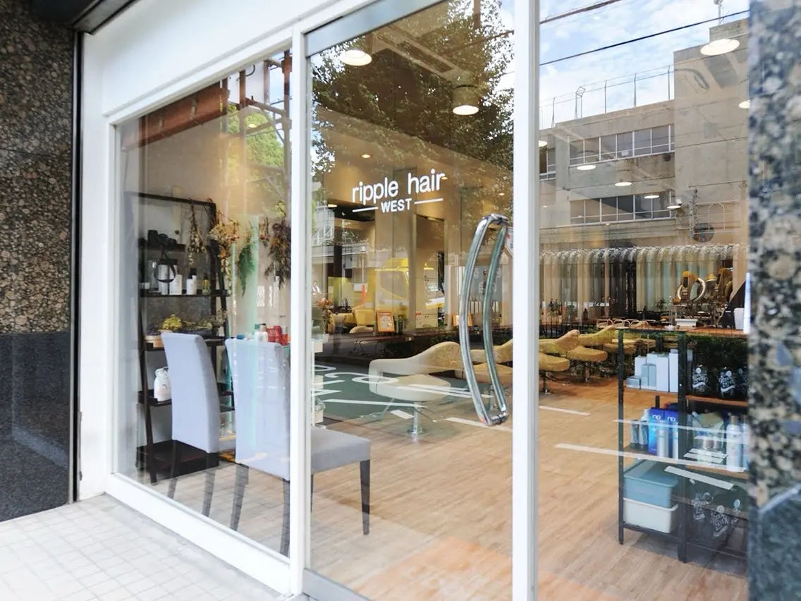 ripple hair west（リプルヘアー　ウェスト）の内観・外観1