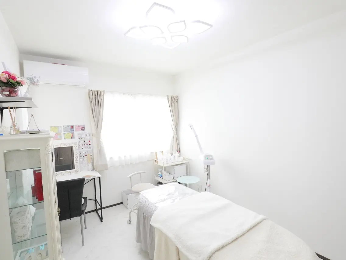beauty salon    naniの内観・外観1