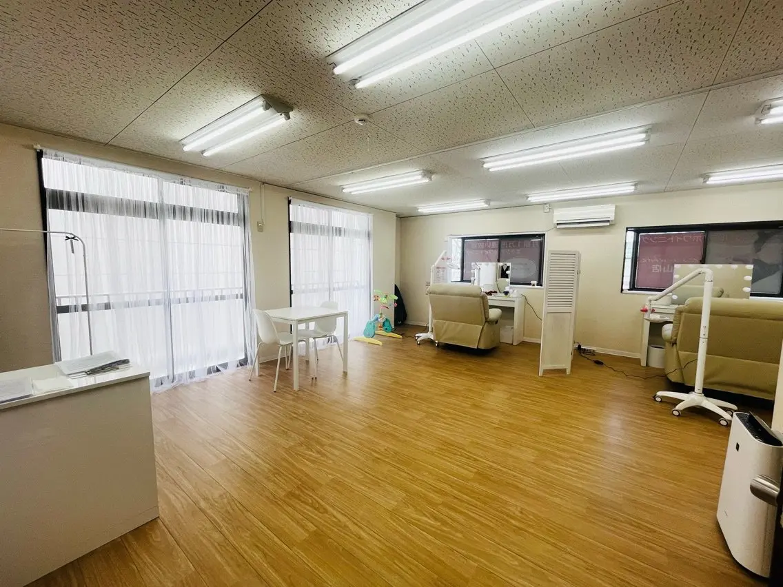 セルフホワイトニングエクシア小山店の内観・外観2