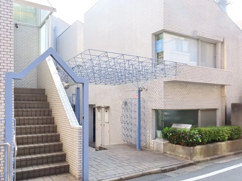 乃々鍼灸・整体院　表参道の内観・外観1