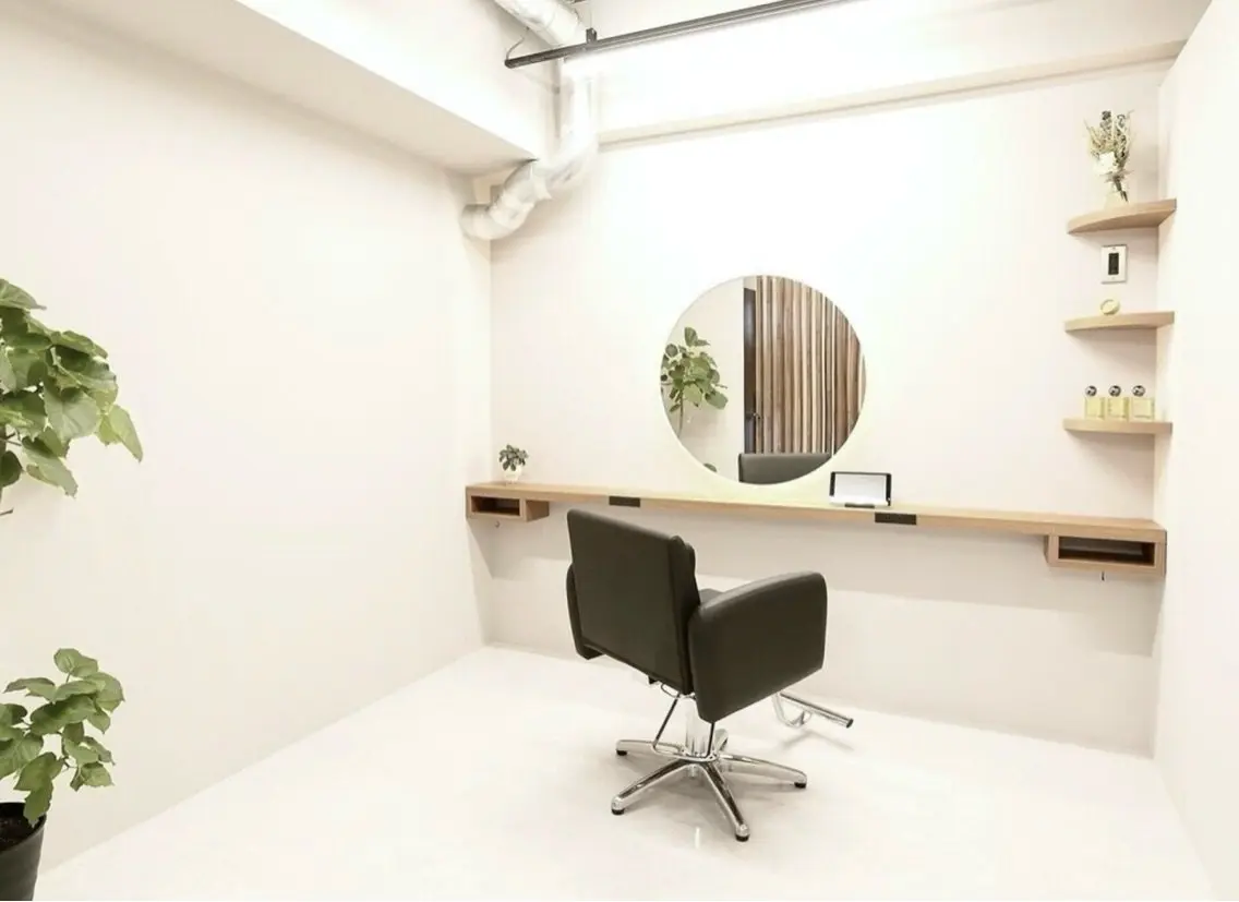 個室 髪質改善サロン　BEKKAN by youres hair  新宿【ベッカン】の内観・外観2