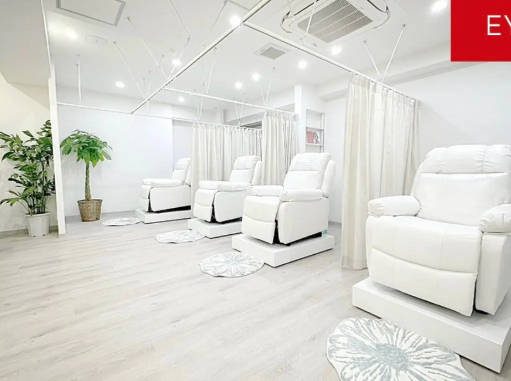 eye beauty ROC HIE 上本町・谷町九丁目店の内観・外観1