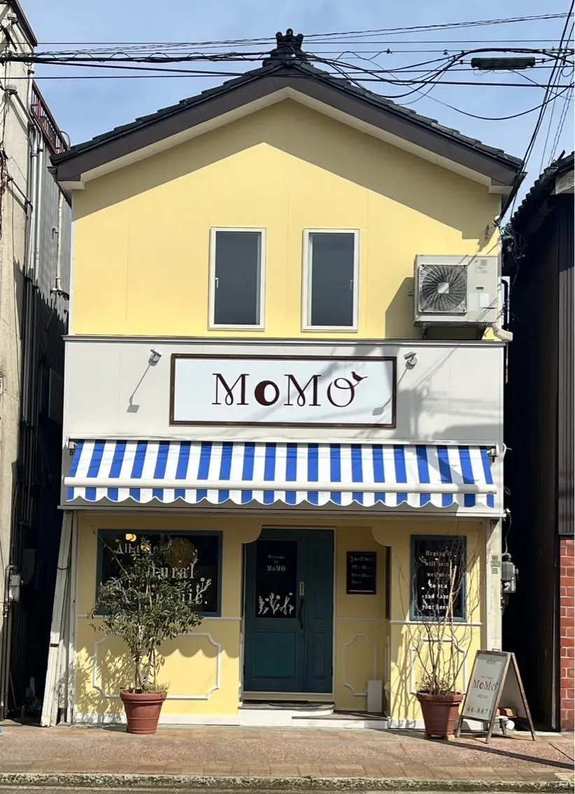 Hair Design MoMOの内観・外観1