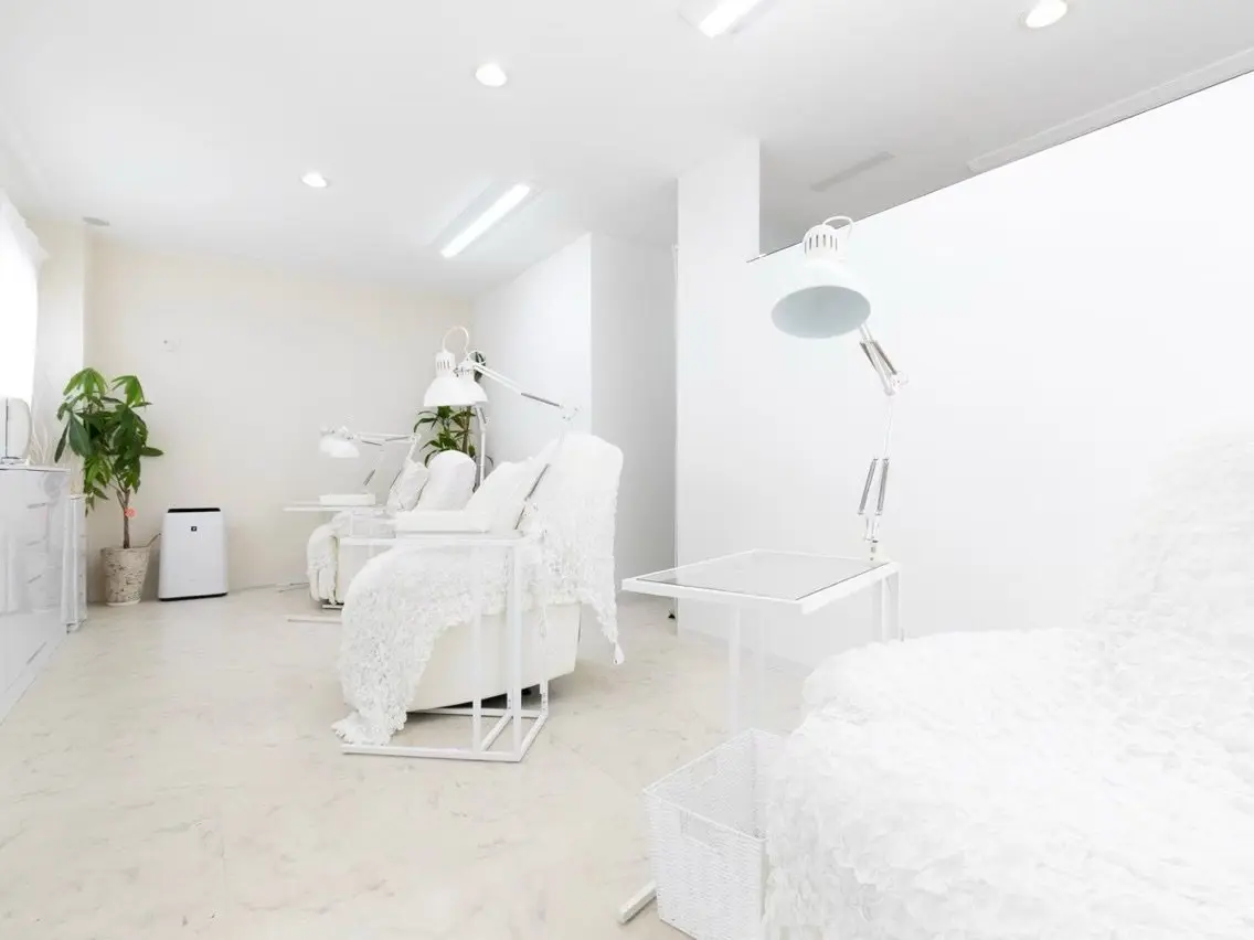 Beauty Lounge relle(リル)の内観・外観1