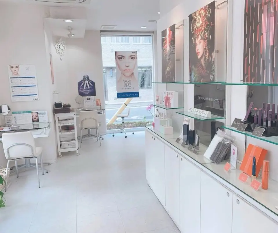 POLA THE BEAUTY 大阪堀江店の内観・外観2