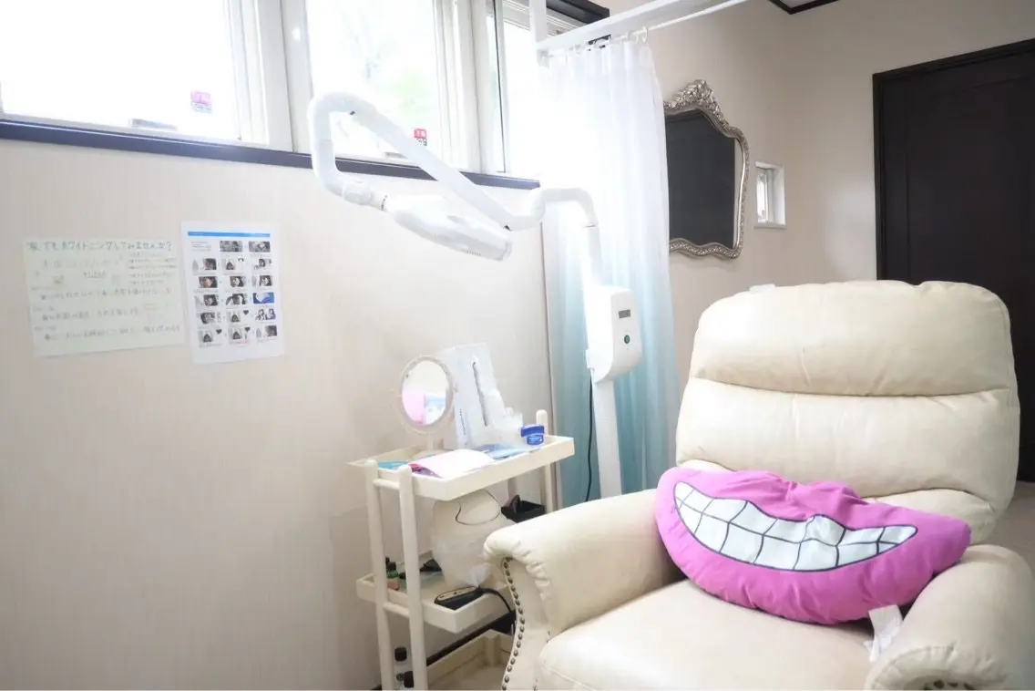 Whitening Salon Brilliant京都店の内観・外観1
