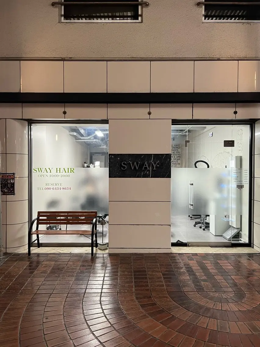 SWAYの内観・外観1