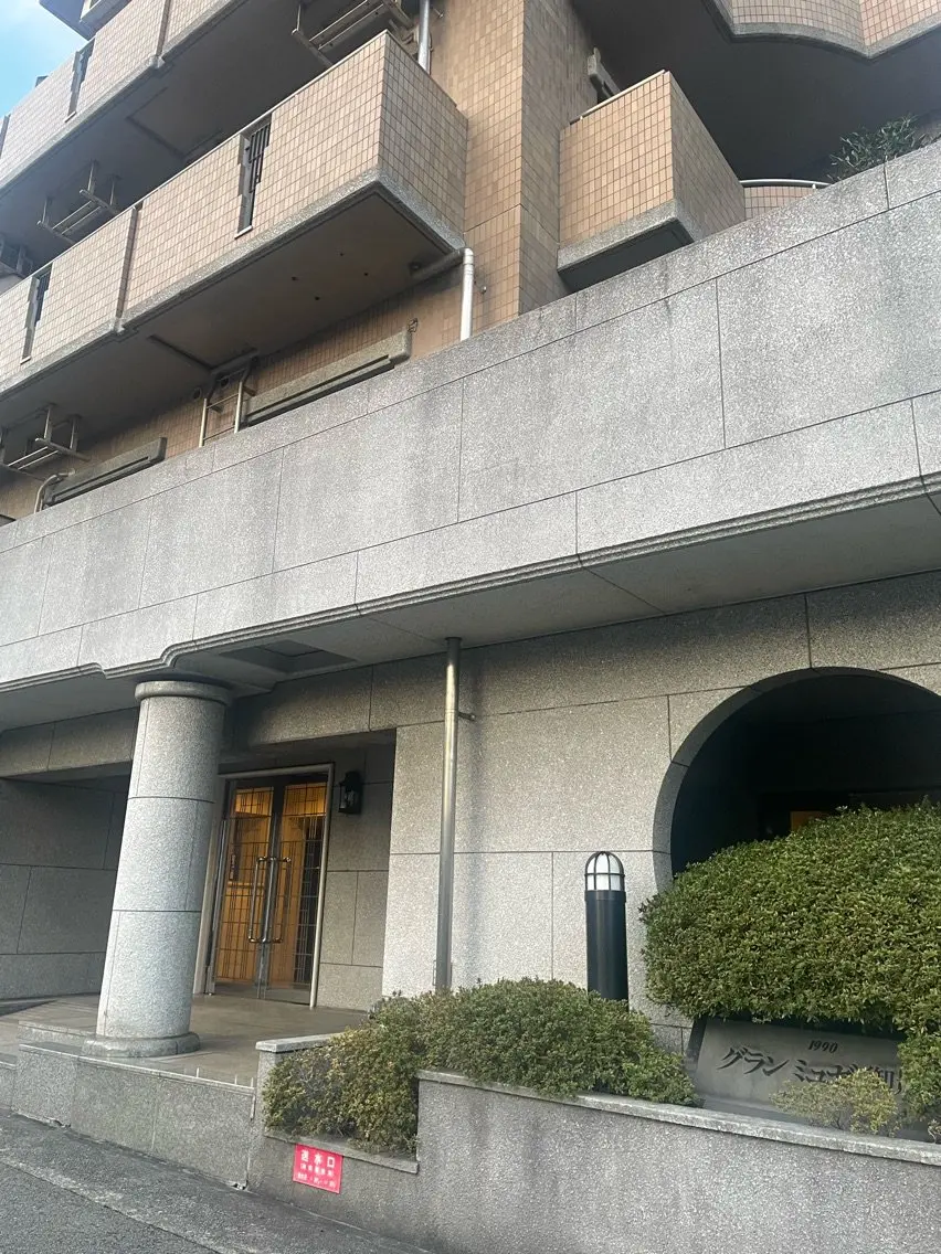TERRACE NAILの内観・外観2