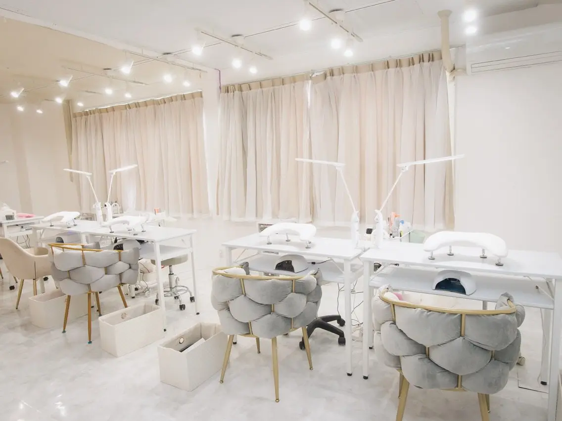 LIAn.nailの内観・外観1