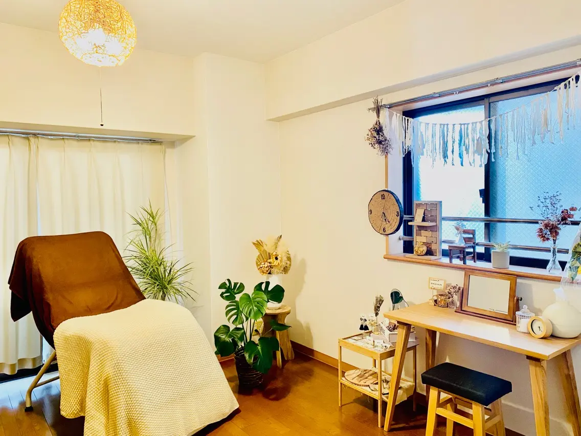 eyelash＆eyehealing MEGOCOROの内観・外観3
