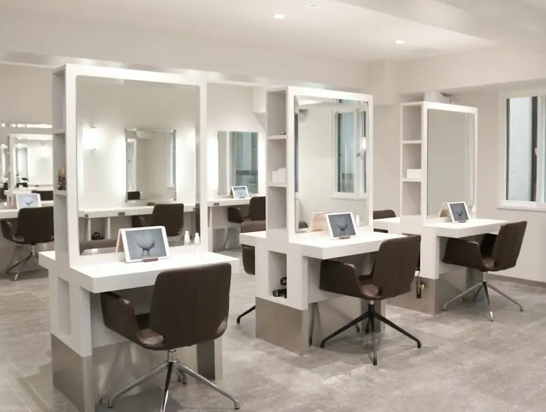 VLOW nex the salonの内観・外観1