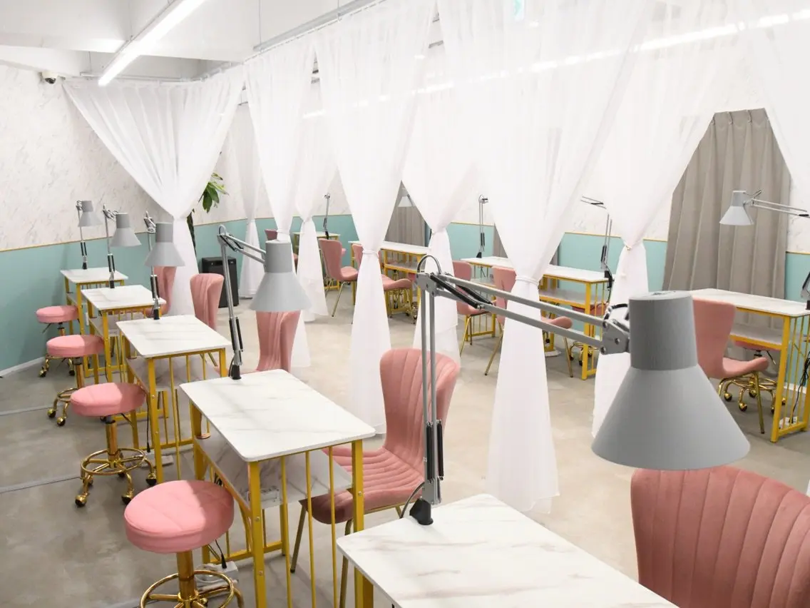 Nail Share Salon Maririsの内観・外観1