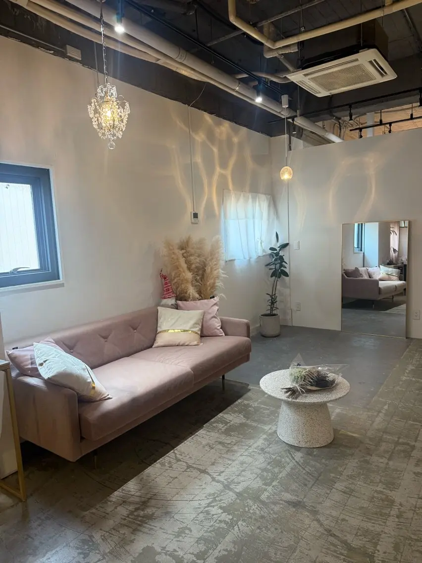nail salon　mur.の内観・外観2