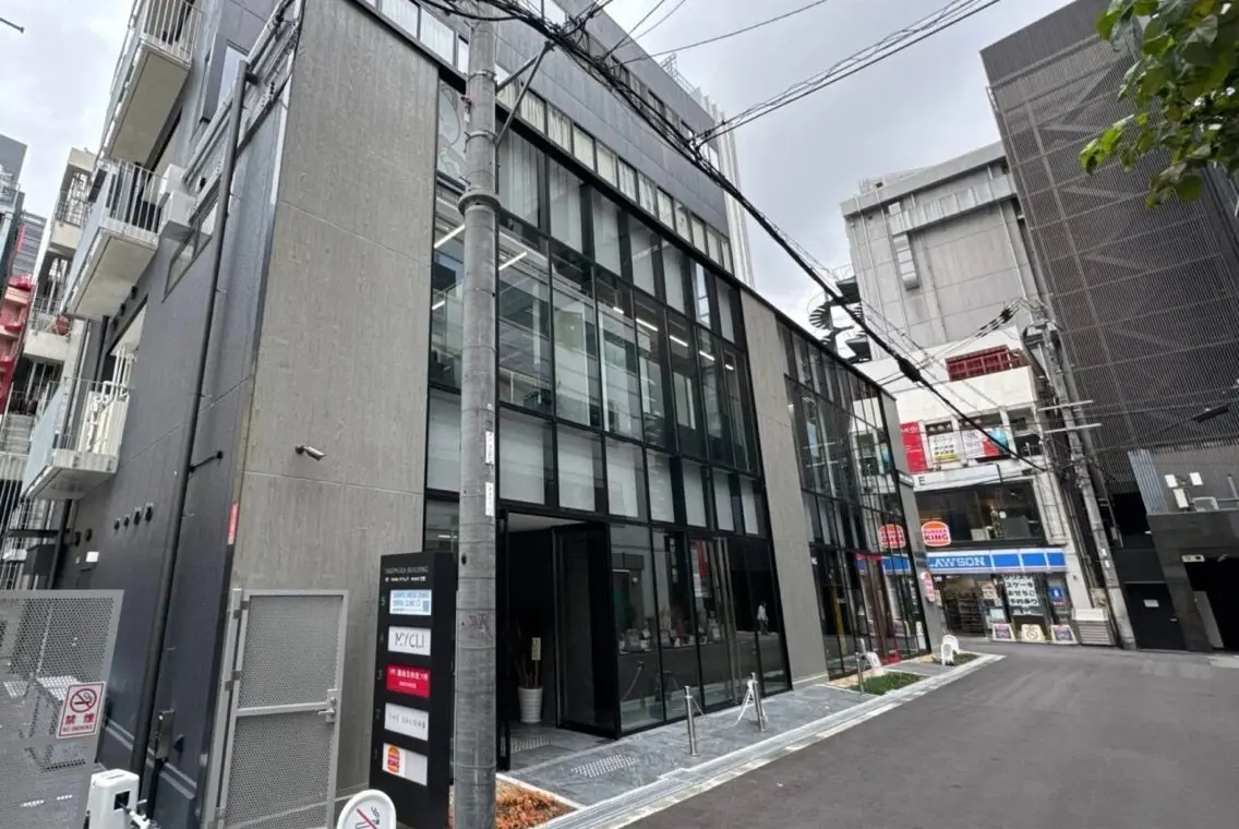 GO TODAY 梅田茶屋町の内観・外観1