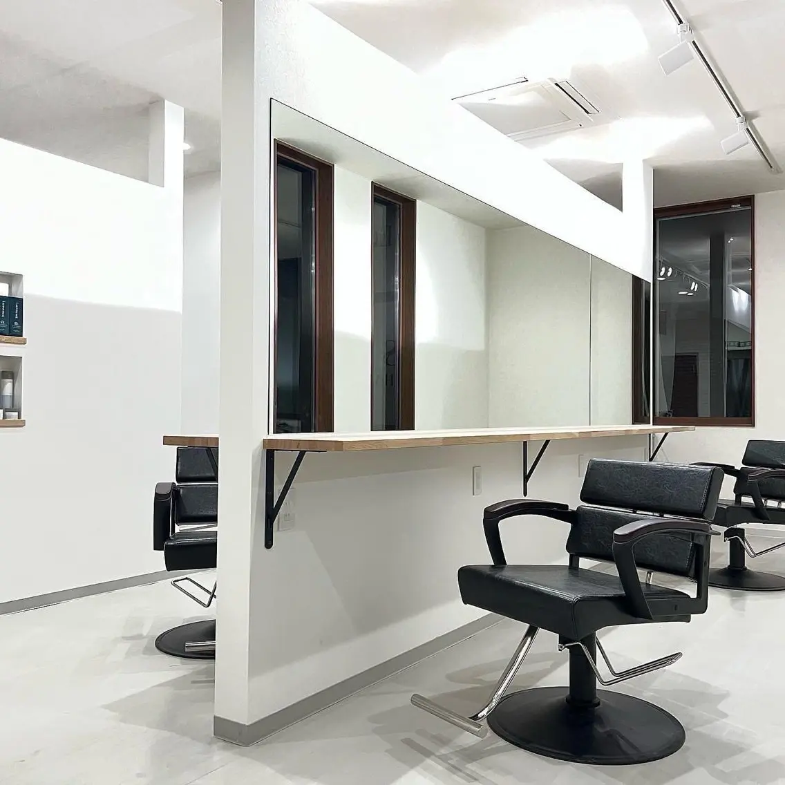 LS HAIRの内観・外観2