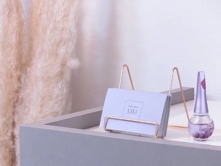 nail salon  LILi second.の内観・外観1