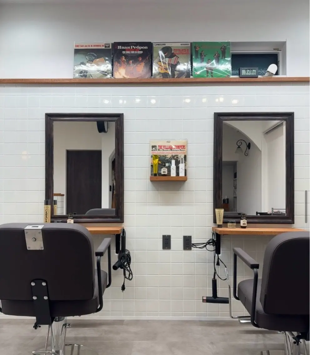 Link B hair clinic＆Give2nd.の内観・外観1