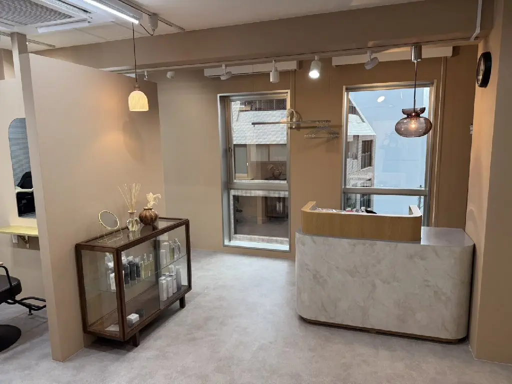Mood hair salonの内観・外観1