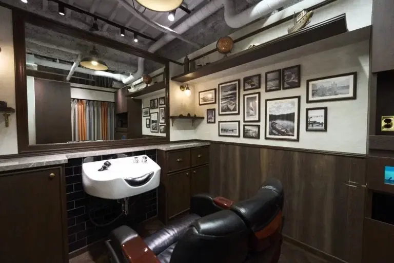 LAVIE NEW STANDARD BARBER 両国店の内観・外観2