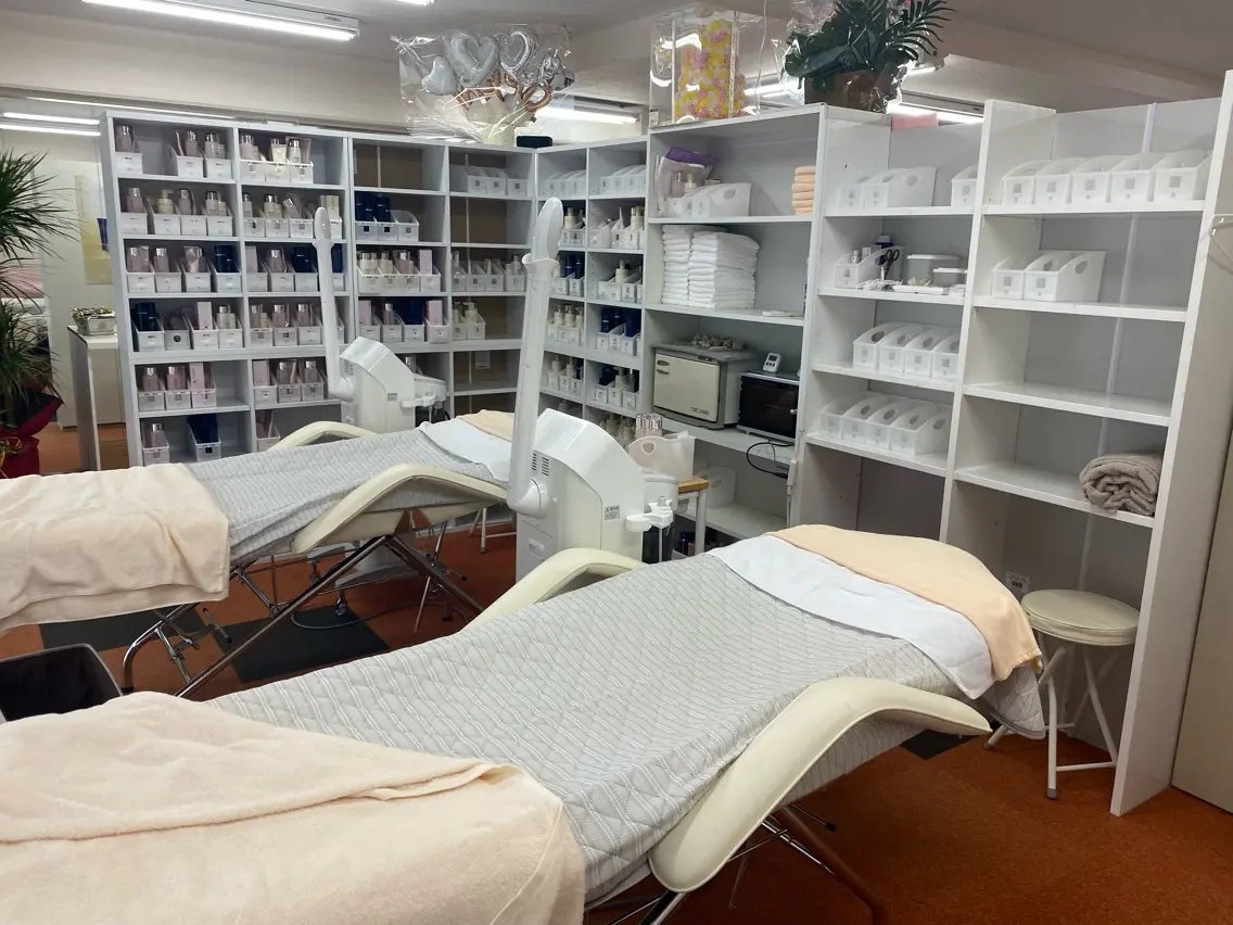 CPSalon Anelaの内観・外観2