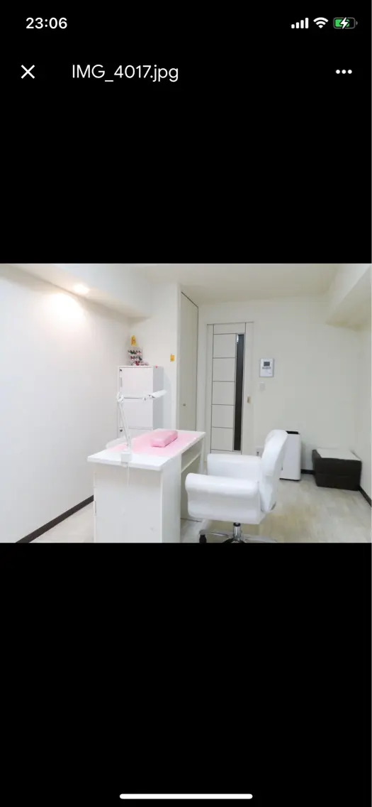 BIN-Nailの内観・外観1