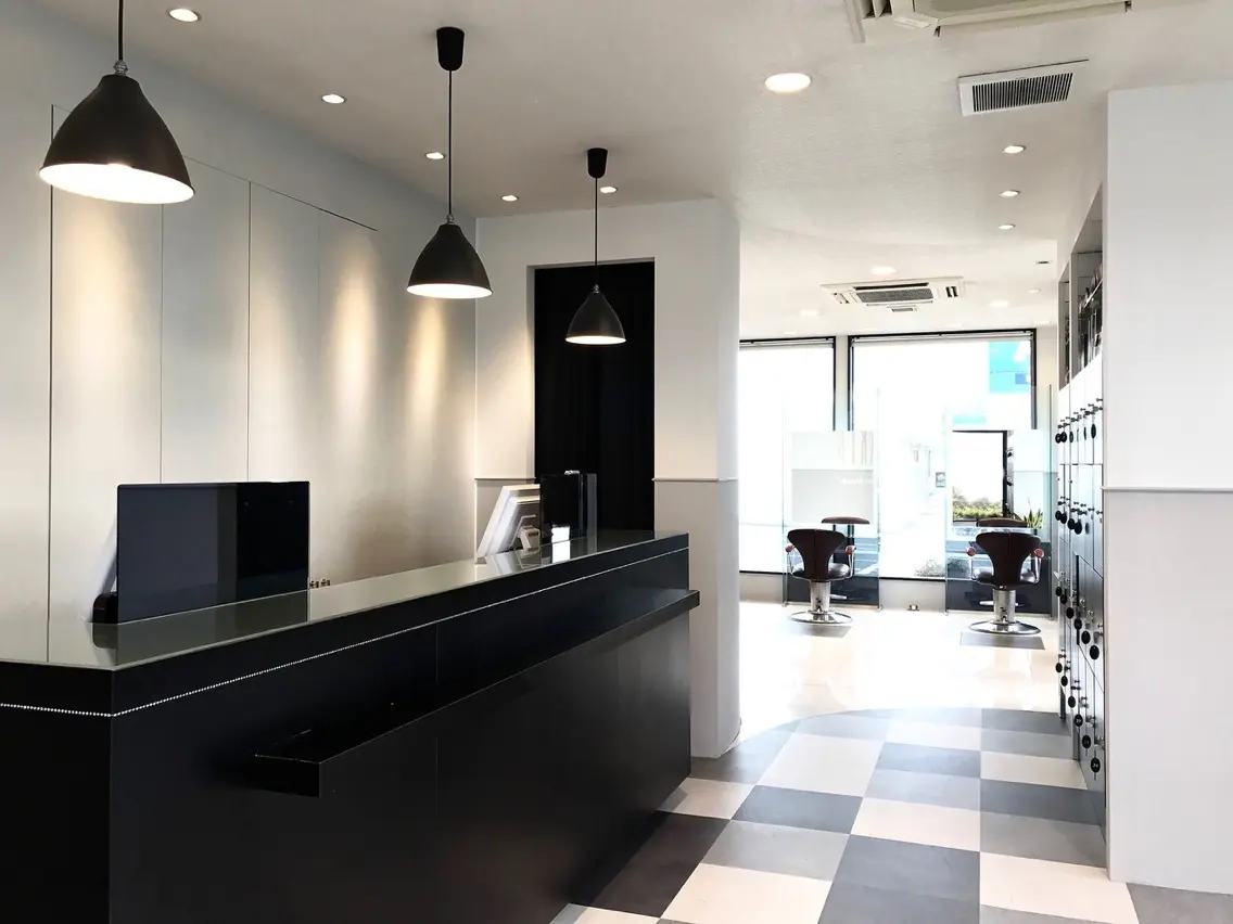 Earth coiffure beaute長野稲田店の内観・外観1