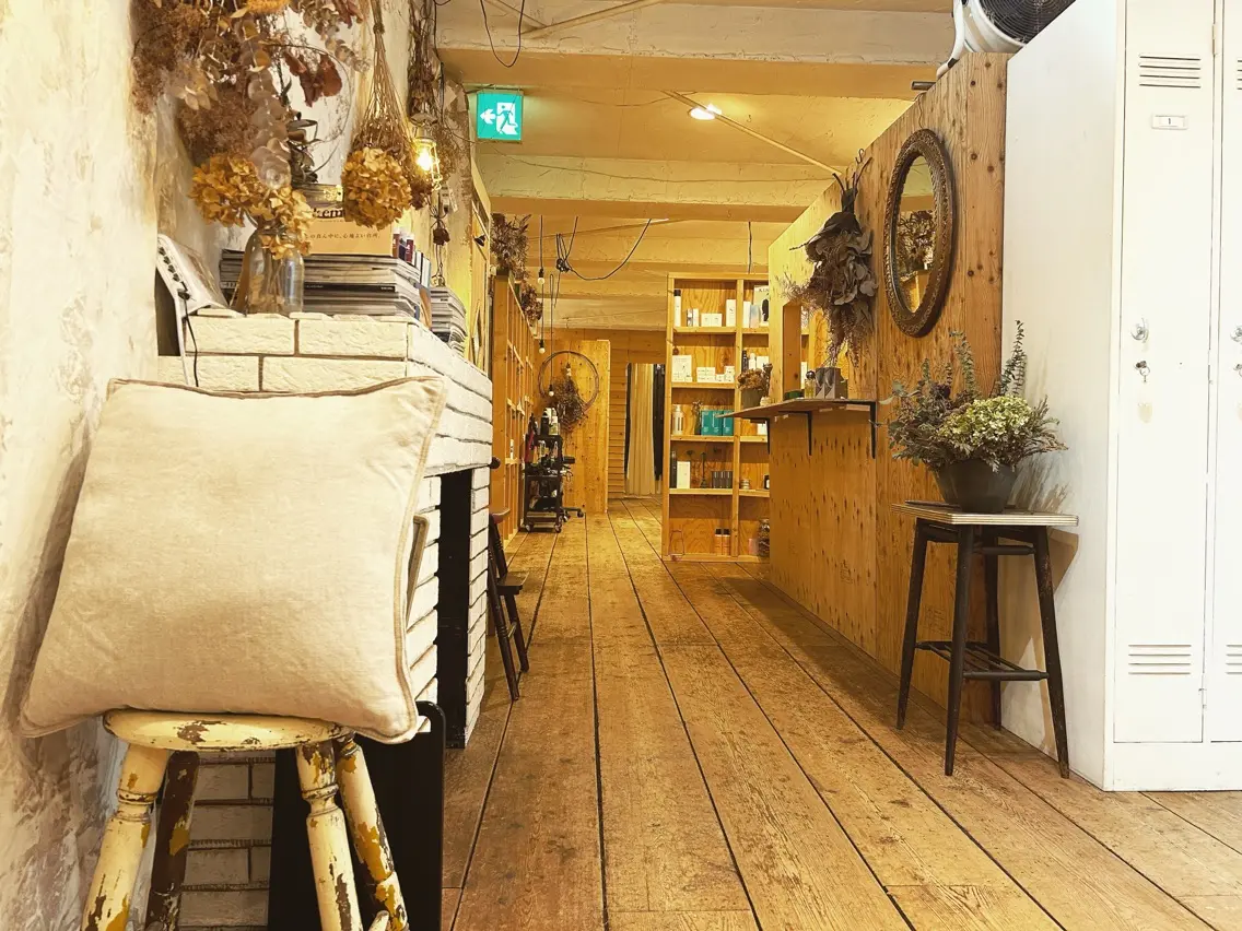 toiro by lien hair atelierの内観・外観2