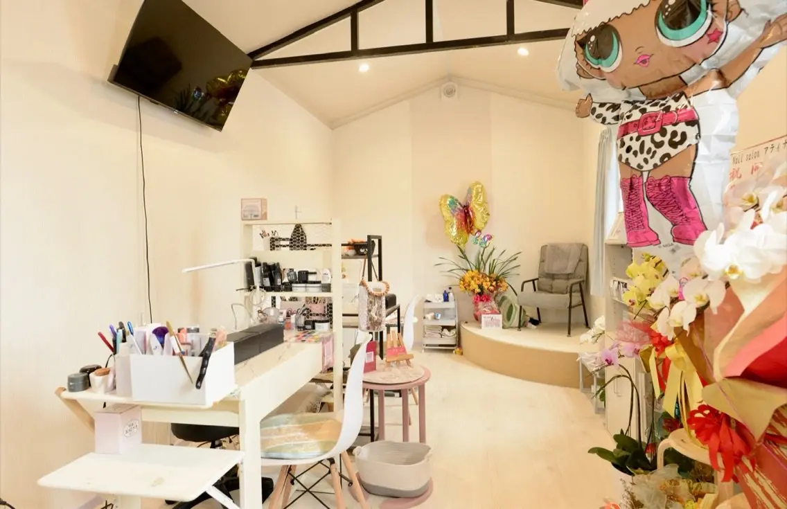 Nail Salon アティナの内観・外観2