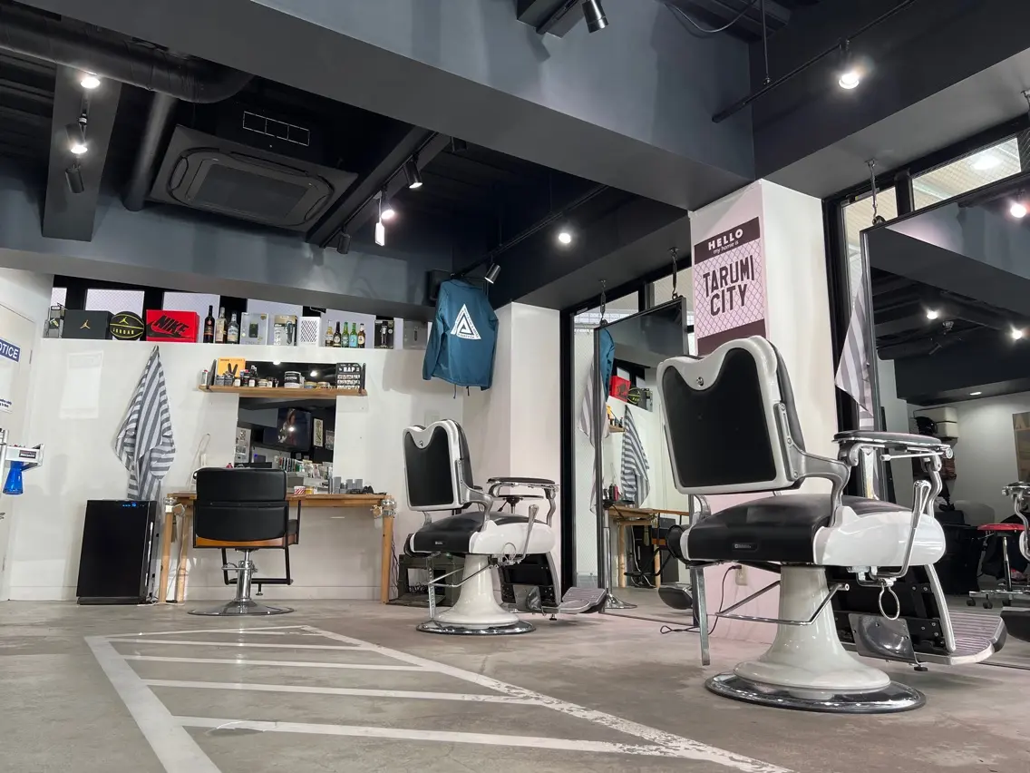 FUJIYAMA BARBER SHOPの内観・外観3