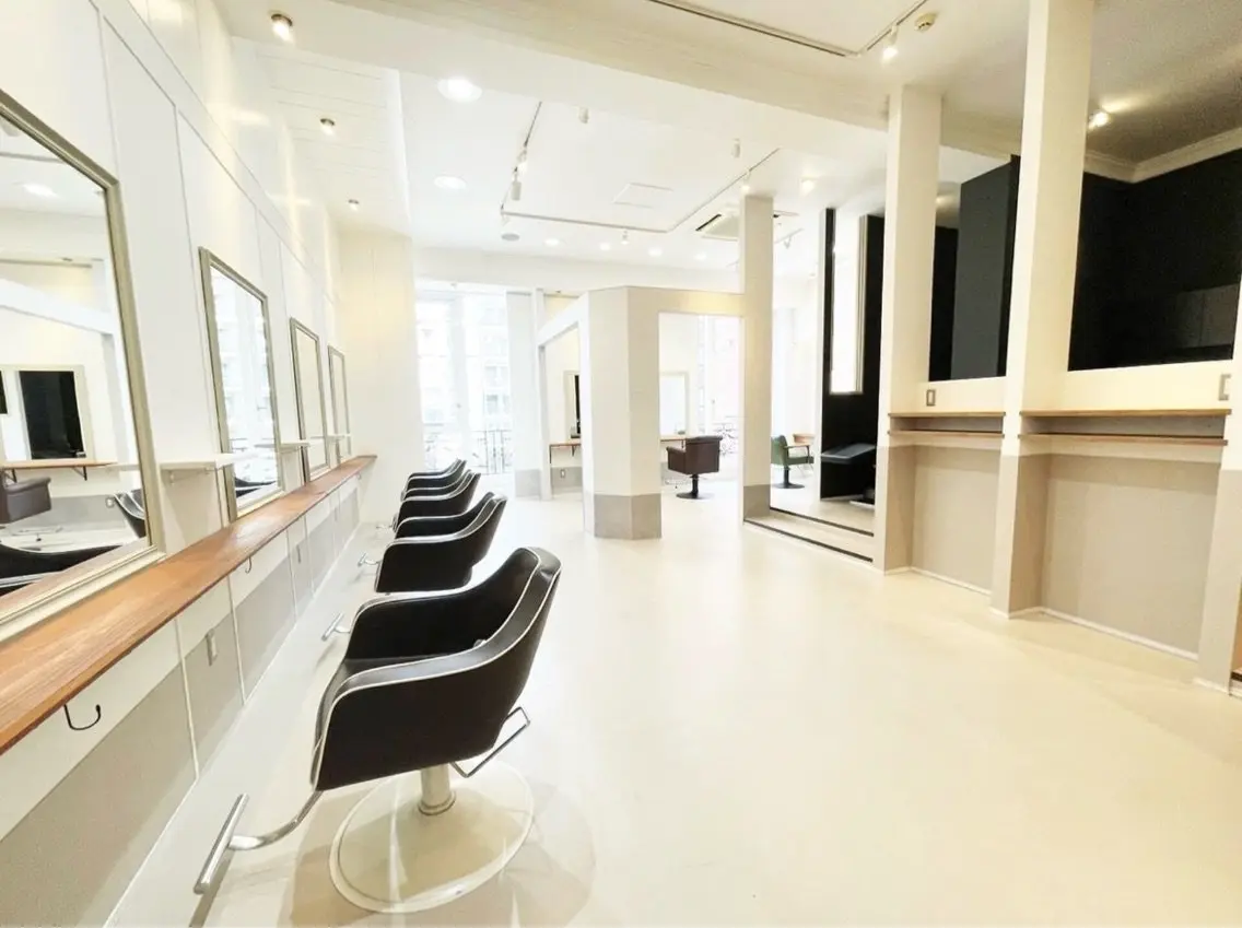 CIEL大名店 Aujua認定サロン【シエル】の内観・外観3