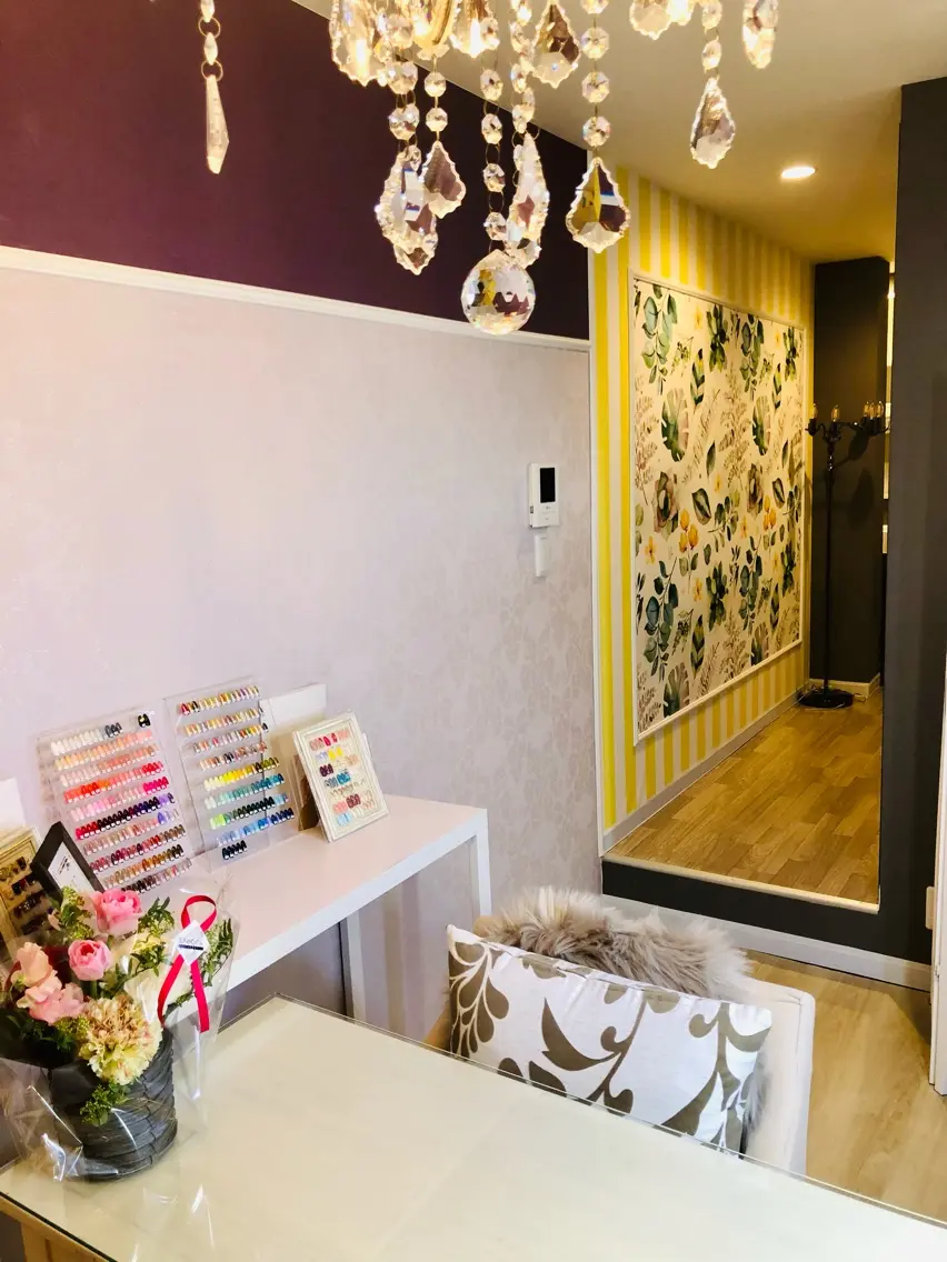 Nnail nail & eyelashの内観・外観1