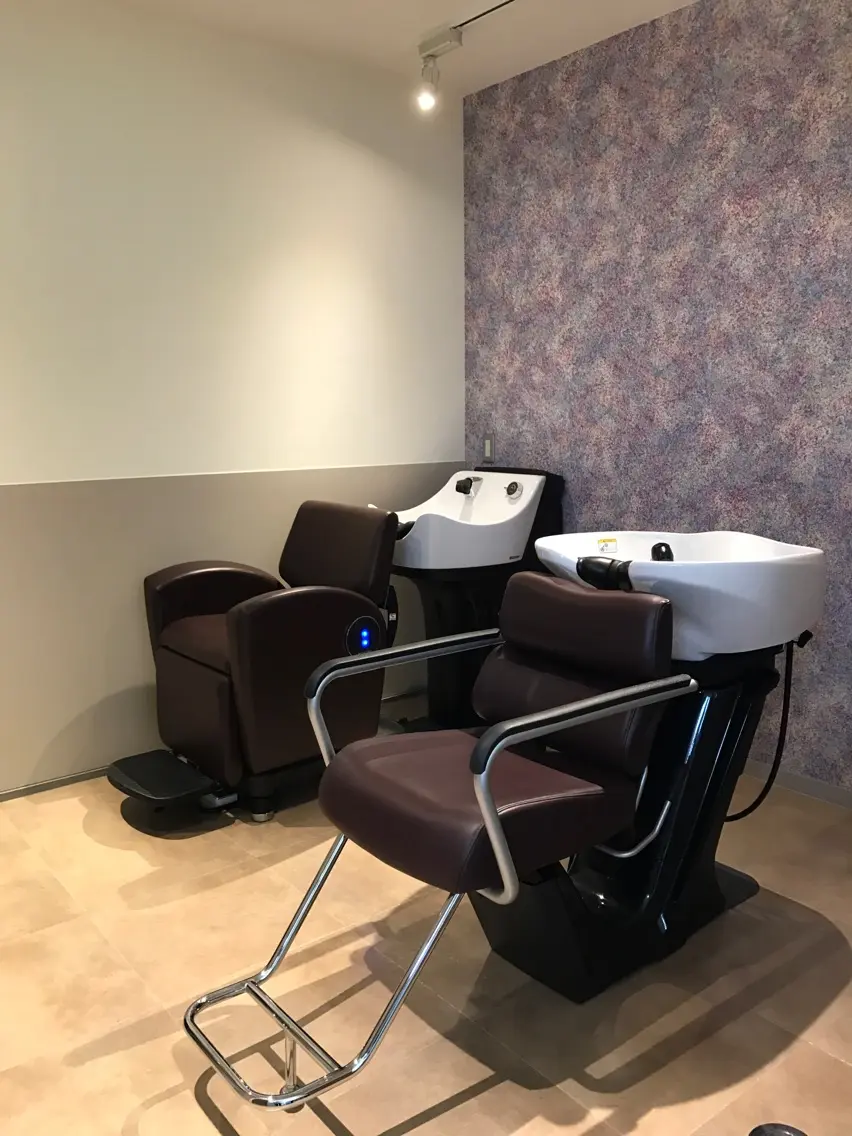 C-Link カラー専門店の内観・外観3