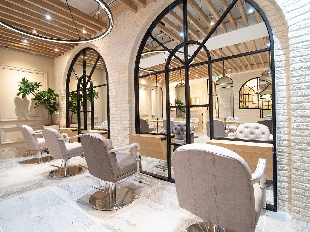 AUBE HAIR shinjukuの内観・外観1