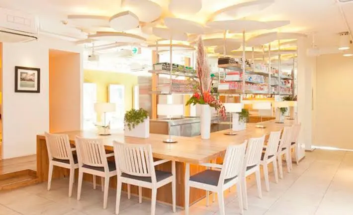 hair  lounge  BEACHの内観・外観2