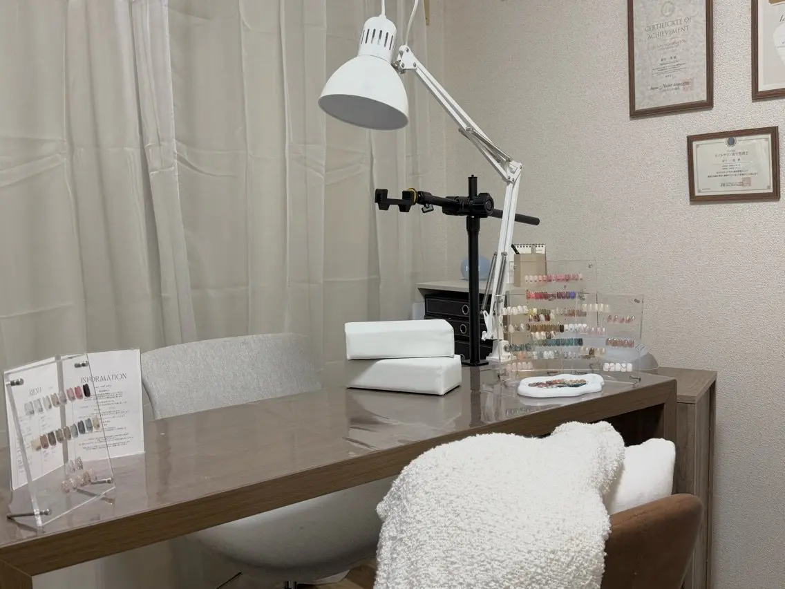 S o u 【nail salon】の内観・外観1