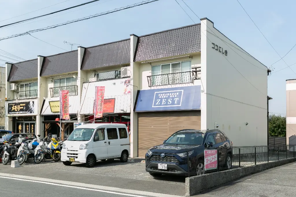 Auspiciousの内観・外観1