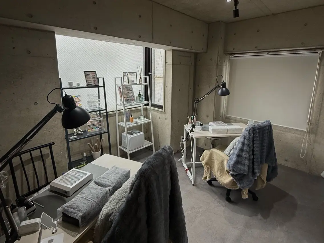 nail salon mumeiの内観・外観2