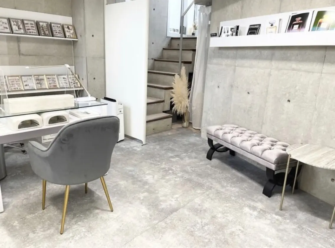 Lumos/nail &eyelashes桜川店の内観・外観1