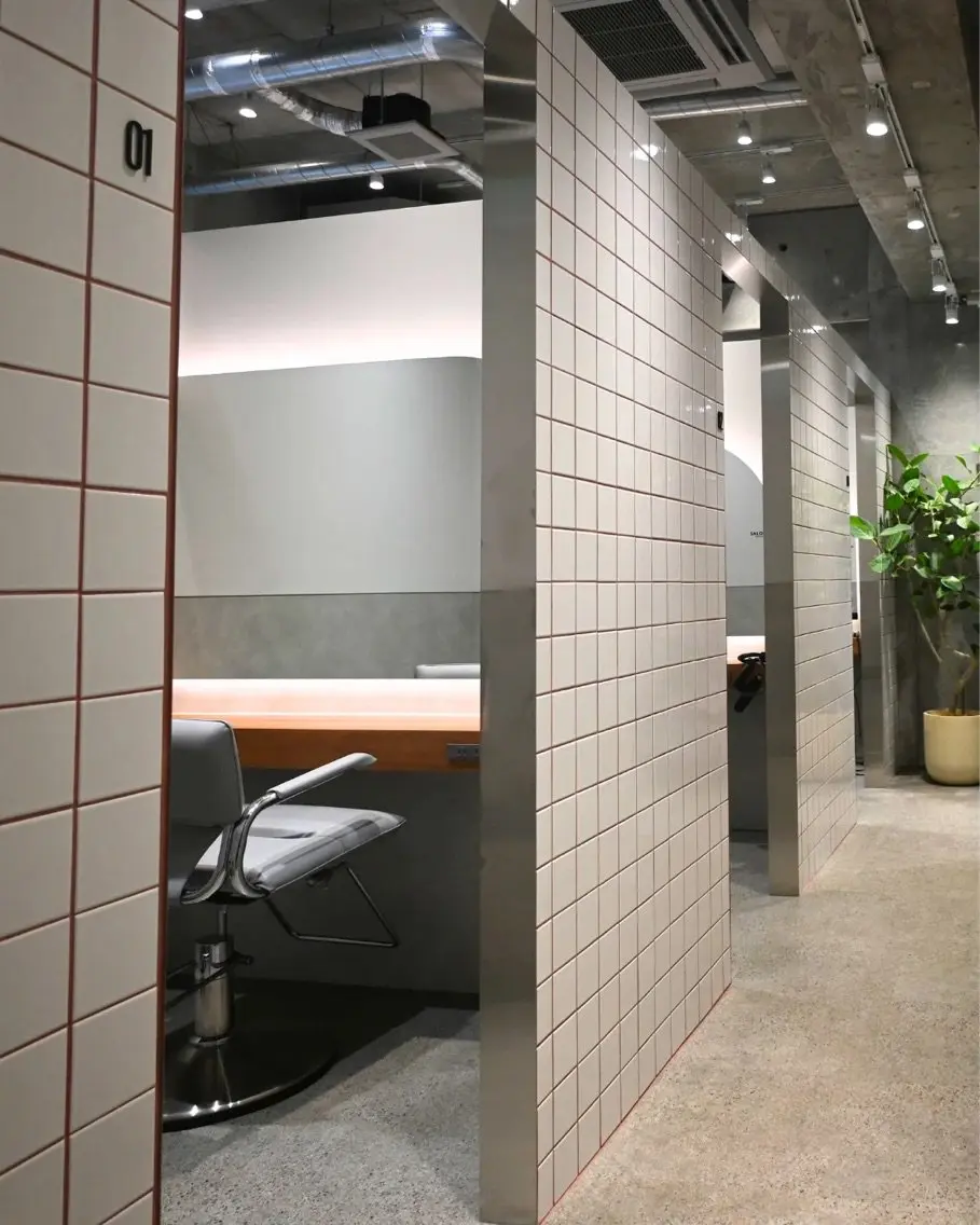 SALOWIN渋谷caldo店B1の内観・外観2