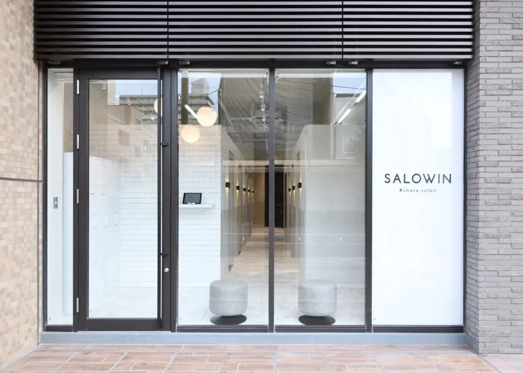 SALOWIN高崎の内観・外観1