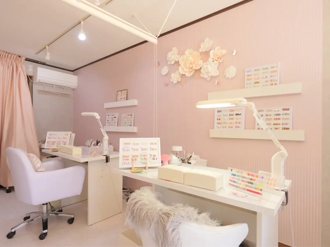 nail salon MARCOの内観・外観1
