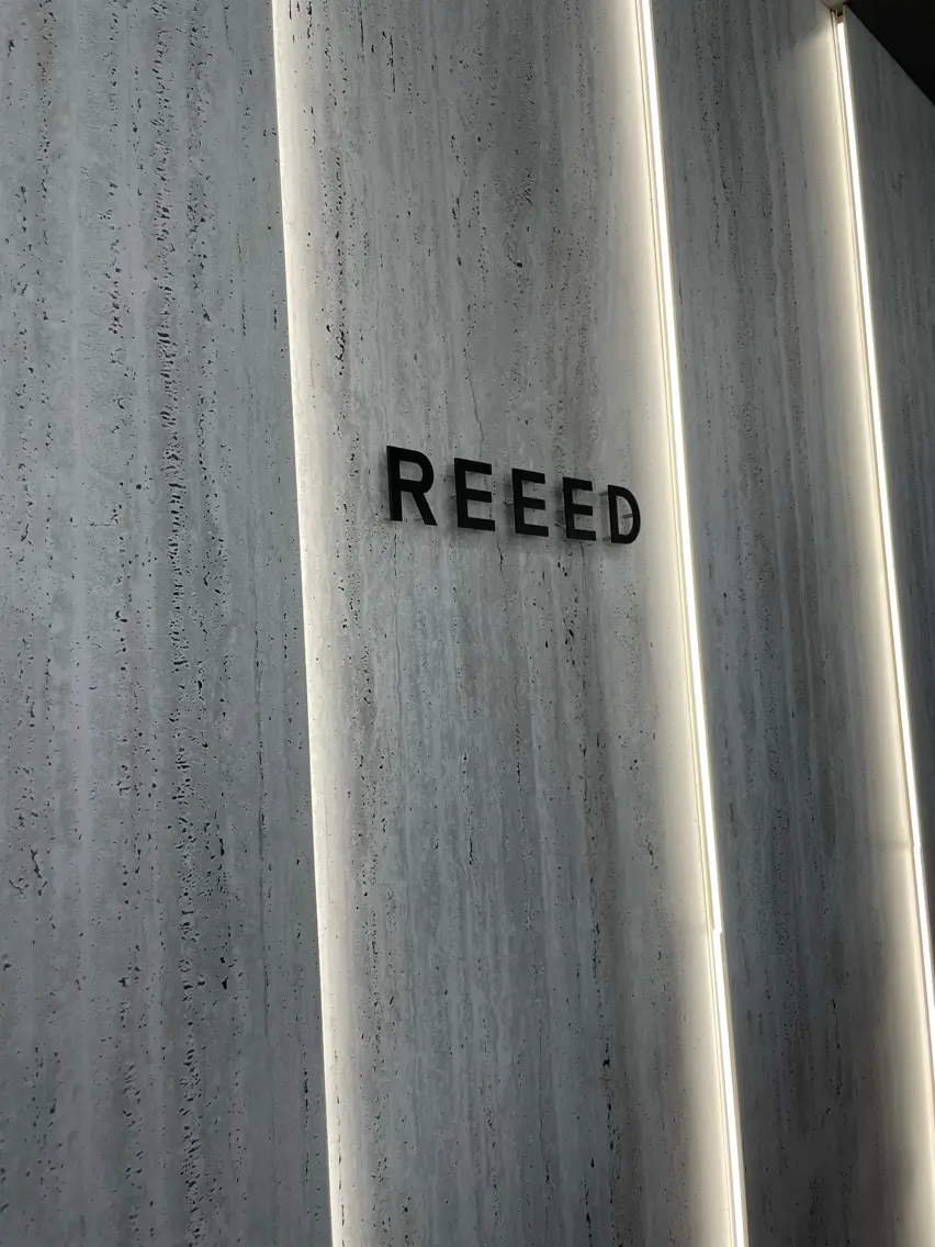 REEEDの内観・外観1