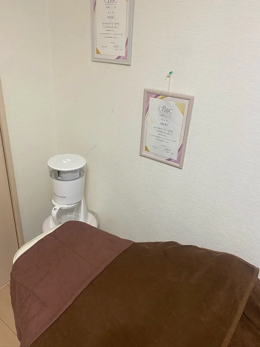 AMOURの内観・外観1