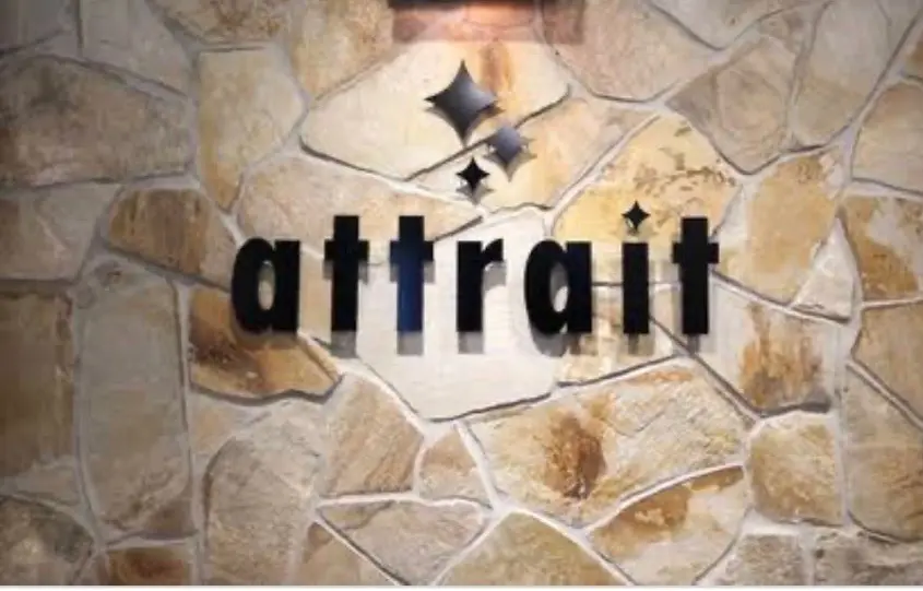 attrait平塚店の内観・外観1