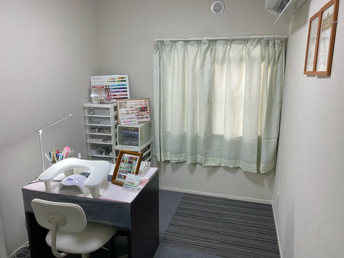 laku nail salonの内観・外観1