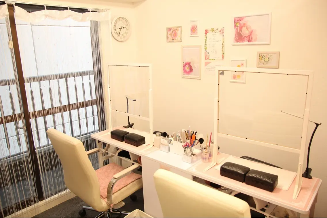NailSalonMooNの内観・外観2
