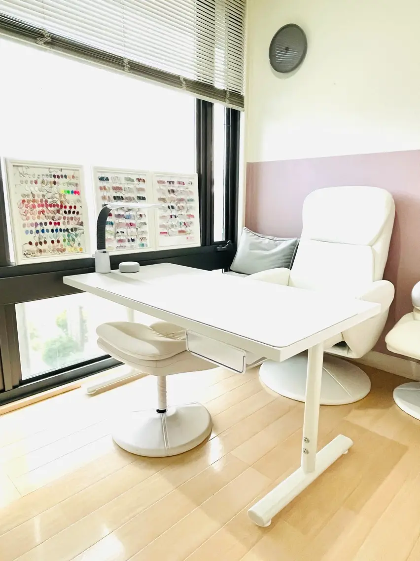 nail atelier Rの内観・外観1