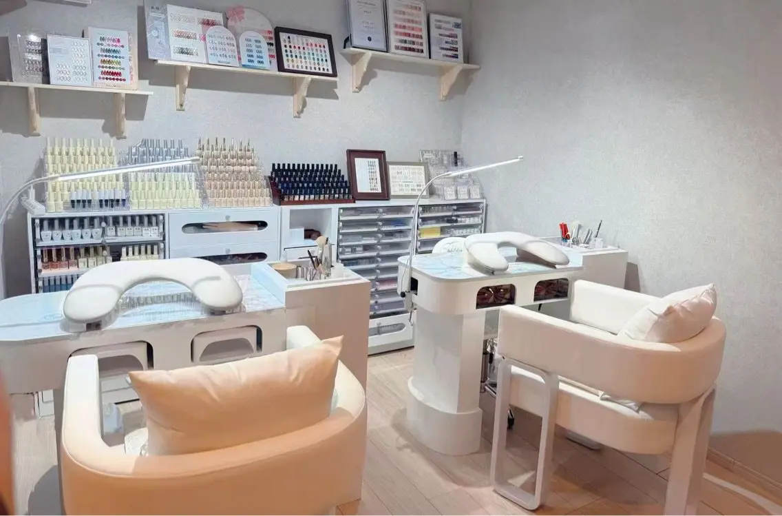 Searlin Nailの内観・外観1