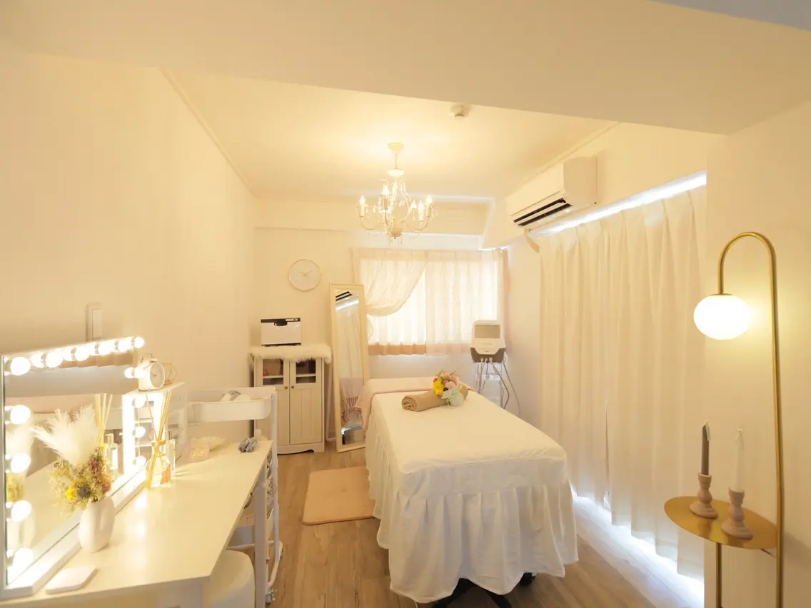 salon de  mignonの内観・外観1